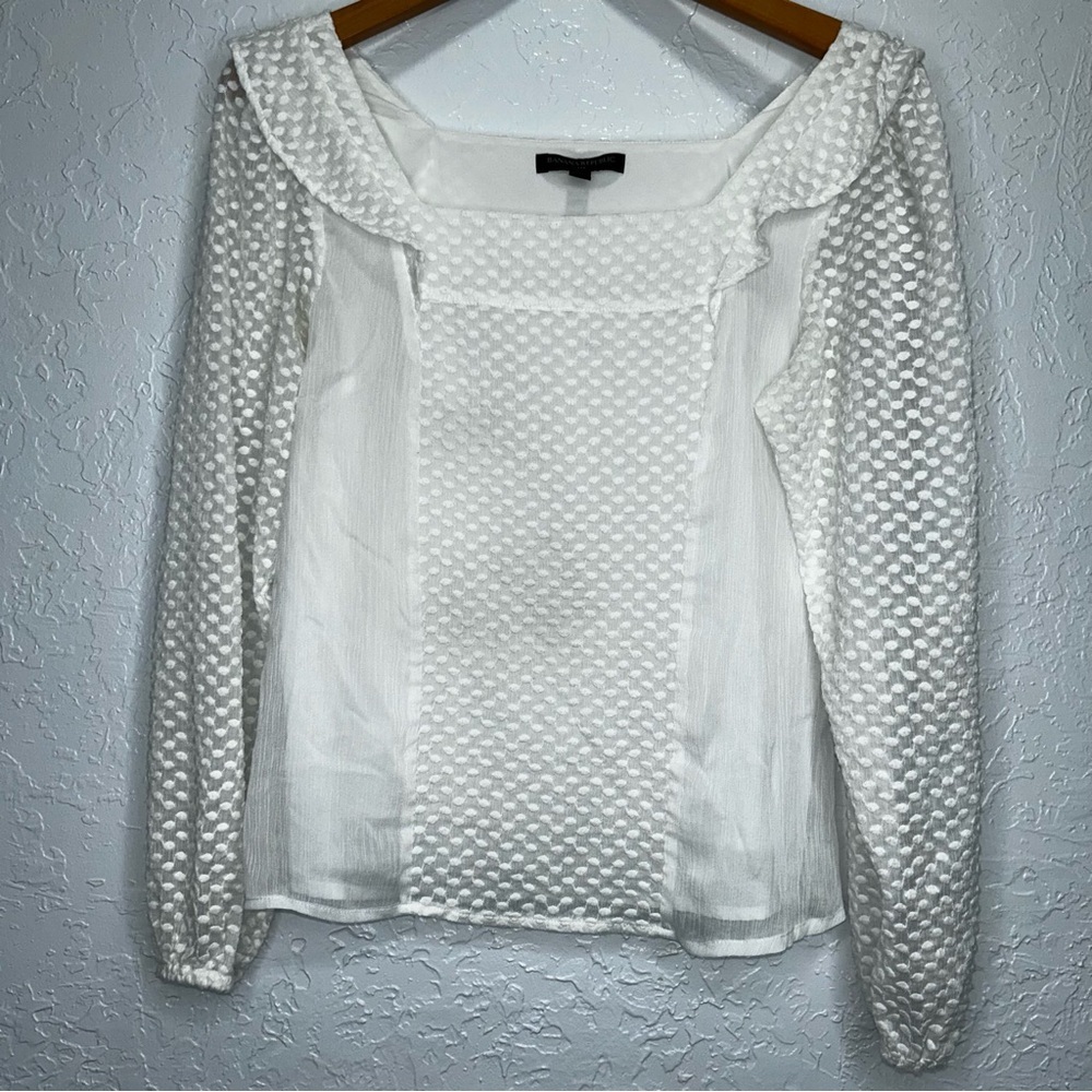 Banana Republic White blouse sheer Long Sleeve - Picture 2 of 8